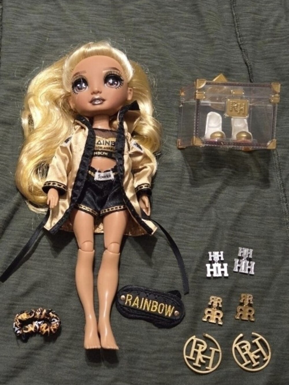Rainbow High Marisa Golding Gold Slumber Party Doll (Incomplete)
